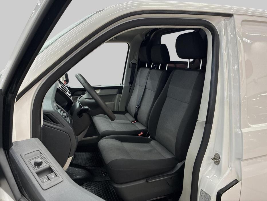 VOLKSWAGEN Transporter 2018