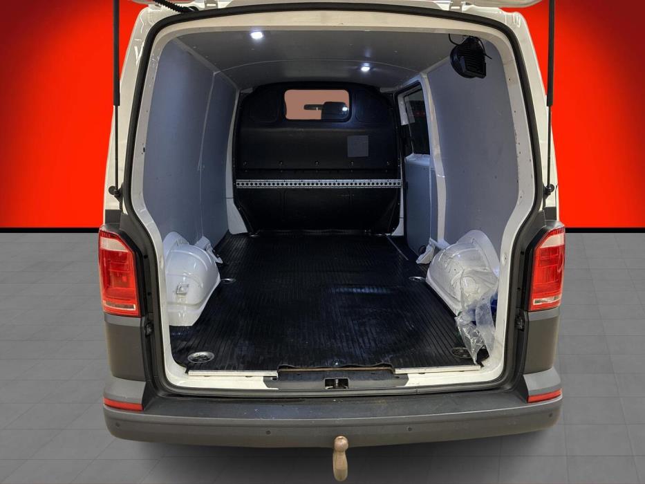 VOLKSWAGEN Transporter 2018