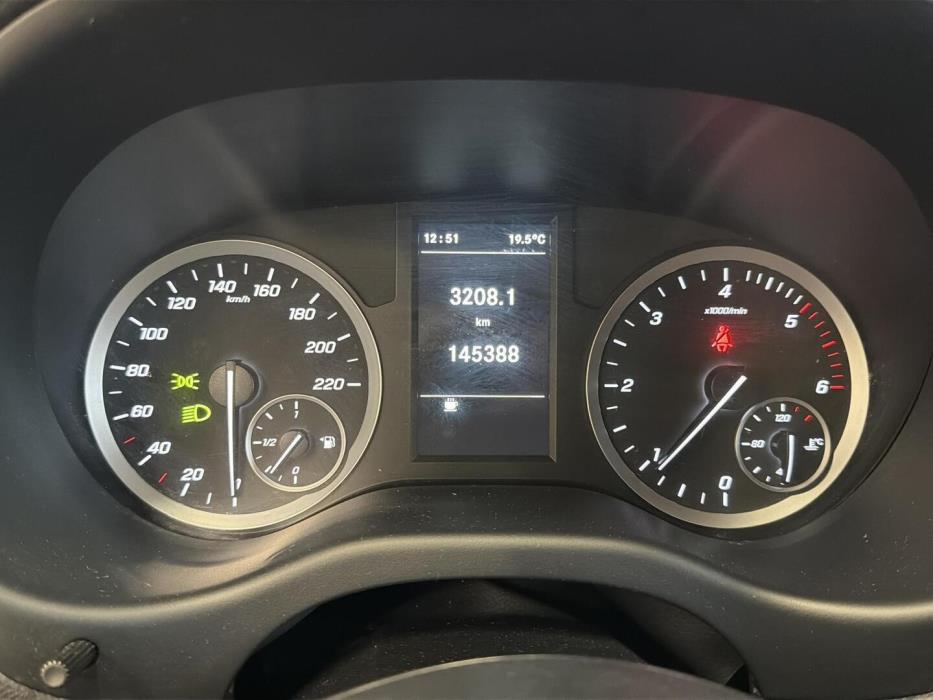 MERCEDES-BENZ Vito 2021
