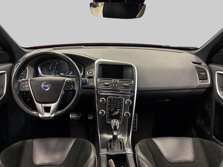 VOLVO XC60 2015