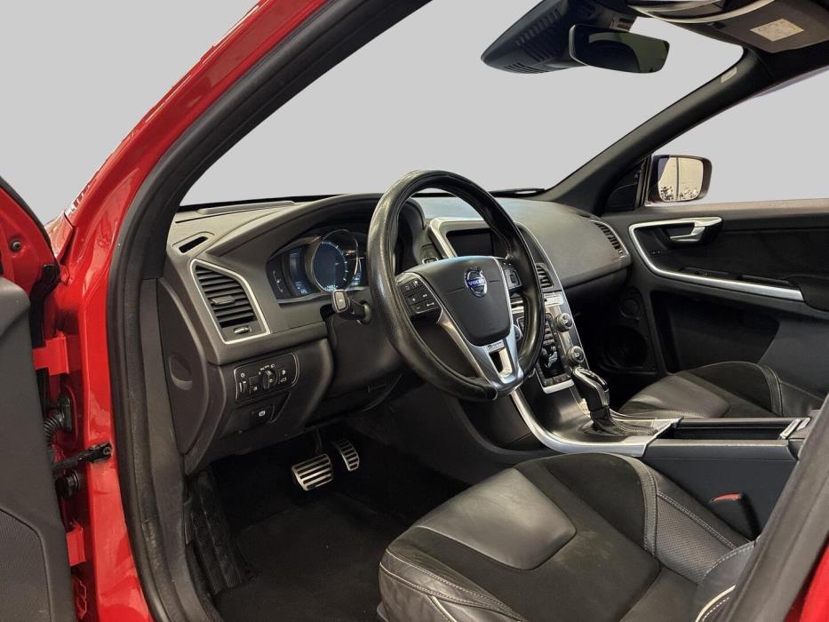 VOLVO XC60 2015