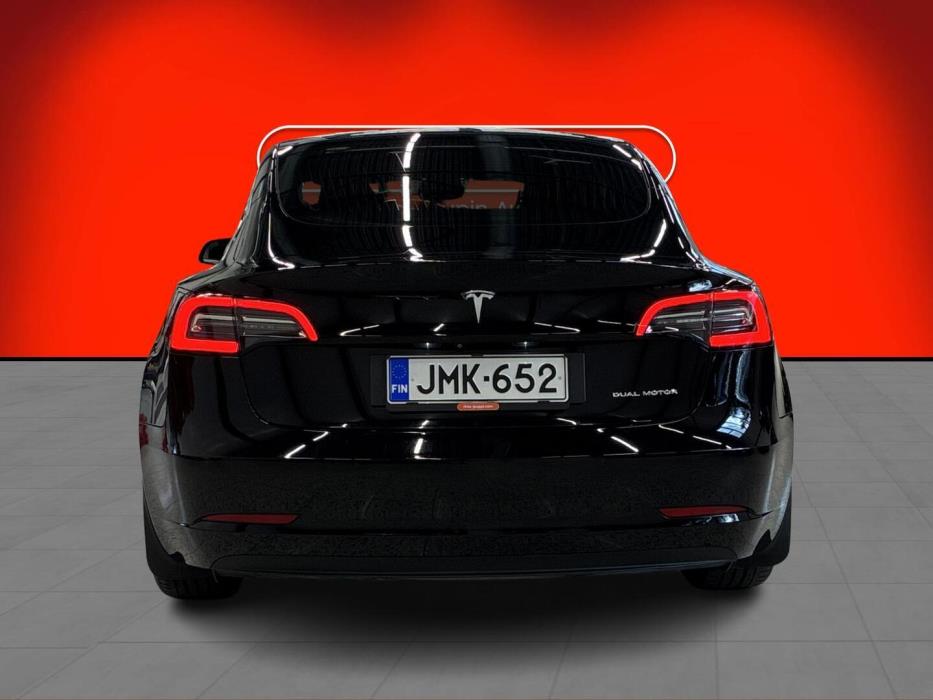 TESLA Model 3 2019