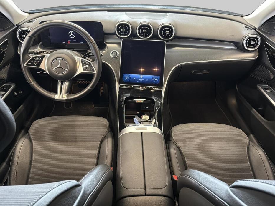 MERCEDES-BENZ C 2023