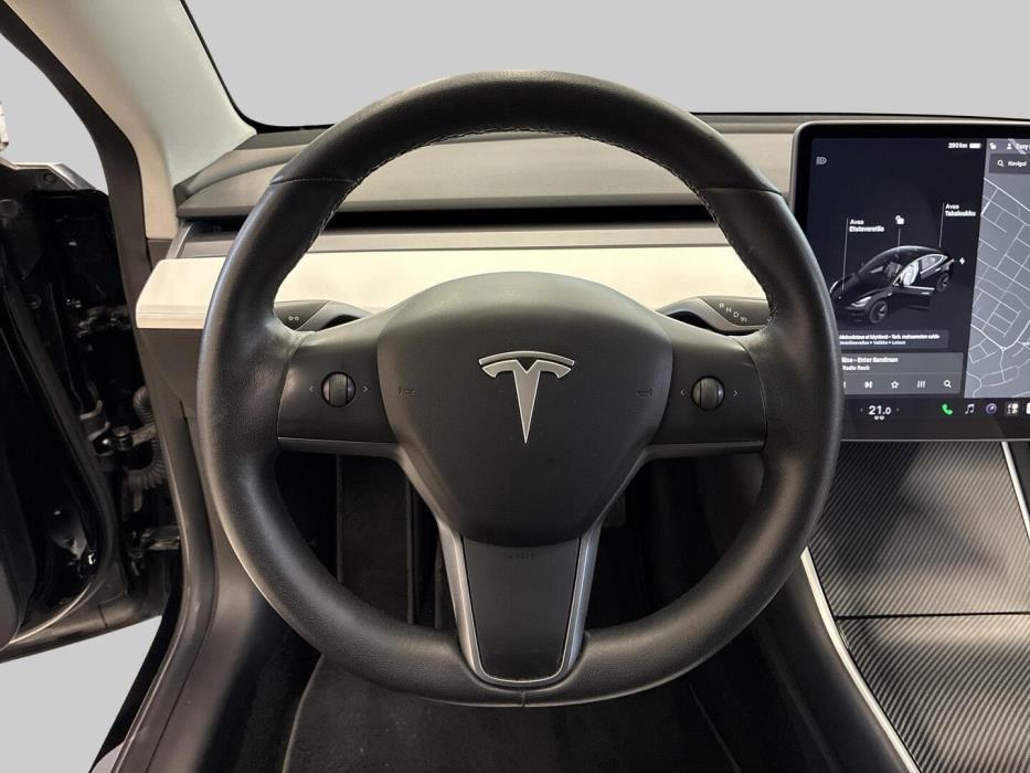 TESLA Model 3 2019