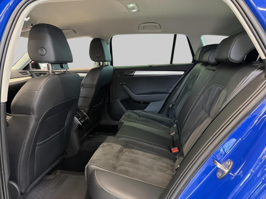 SKODA Superb 2023