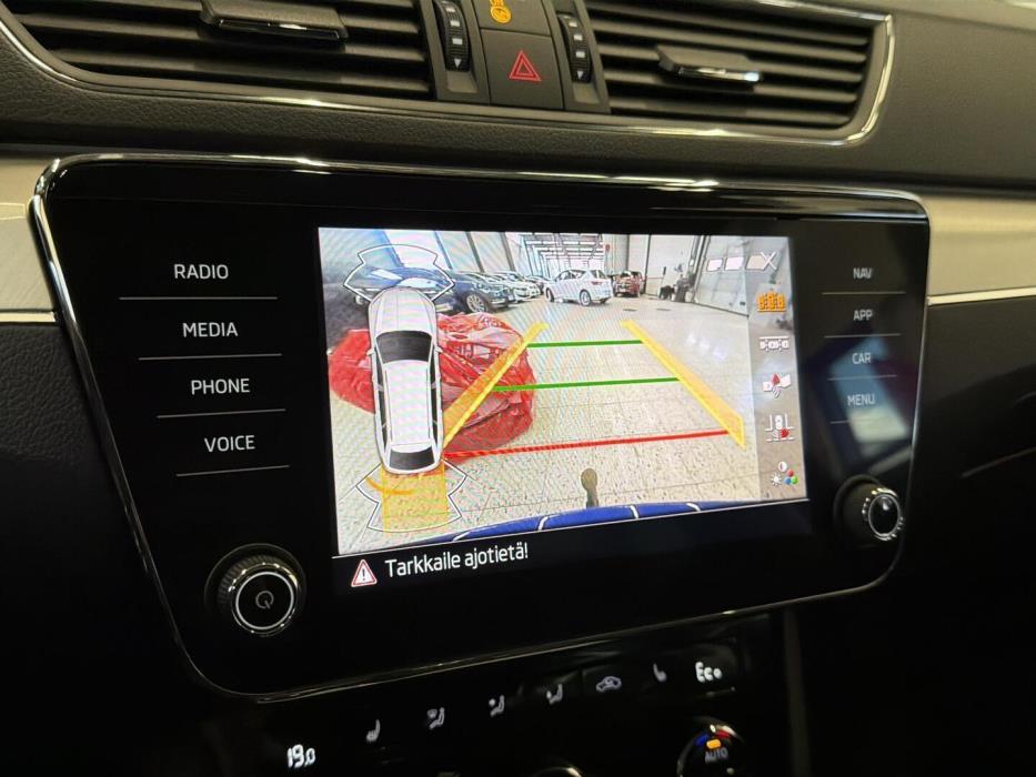 SKODA Superb 2023