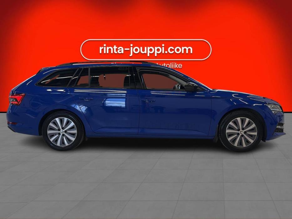 SKODA Superb 2023