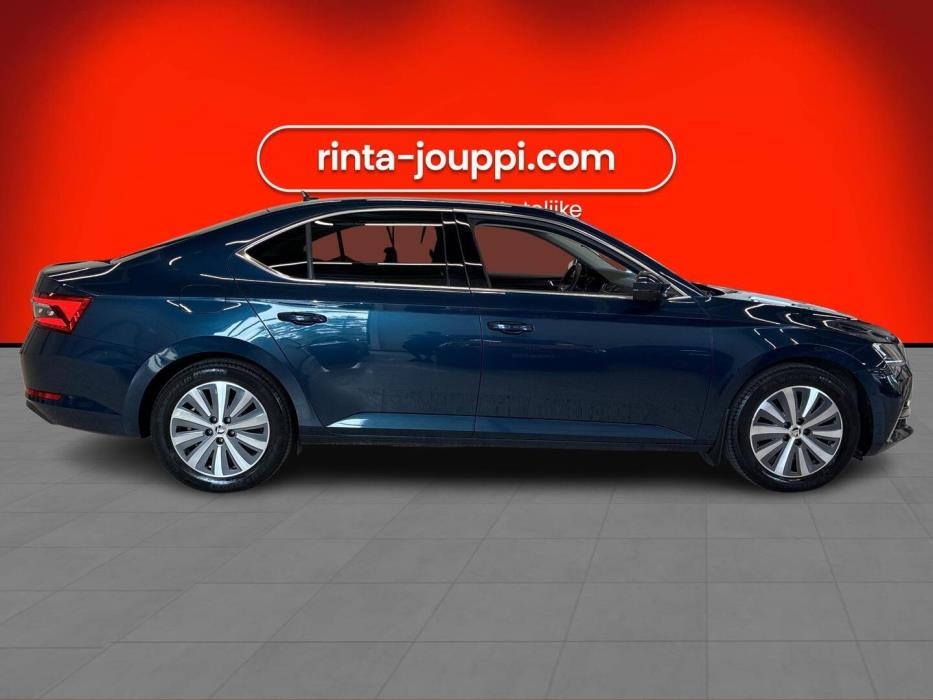 SKODA Superb 2023
