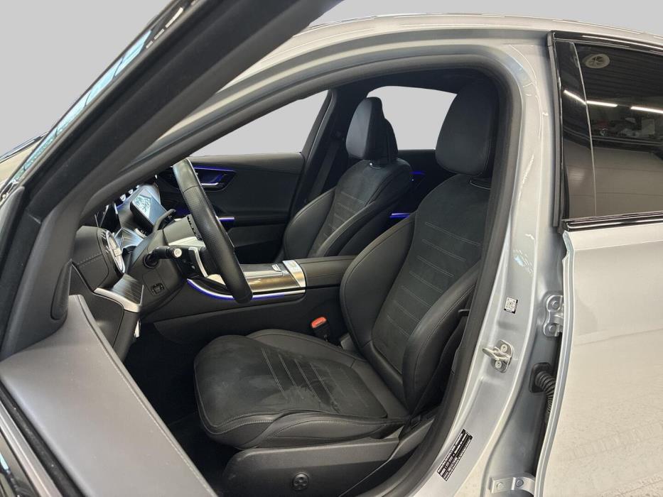 MERCEDES-BENZ C 2025