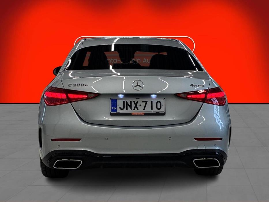 MERCEDES-BENZ C 2025