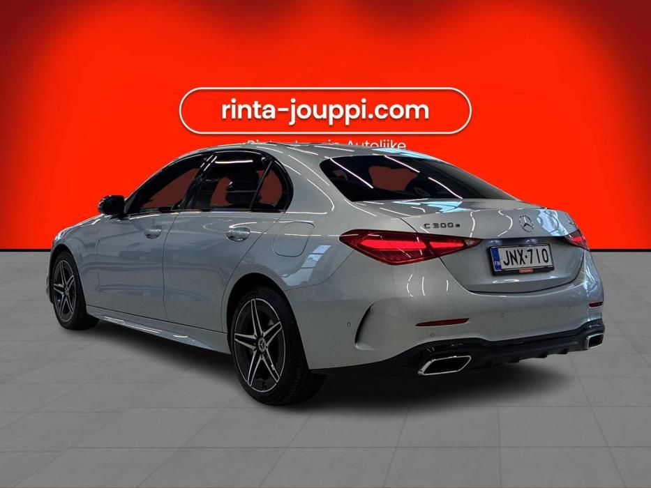 MERCEDES-BENZ C 2025