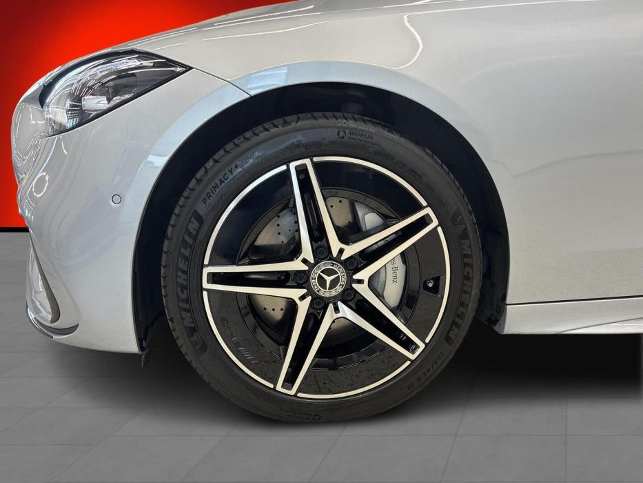 MERCEDES-BENZ C 2025
