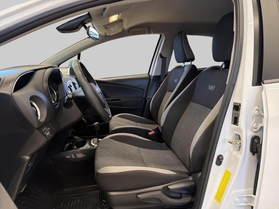 TOYOTA Yaris 2020