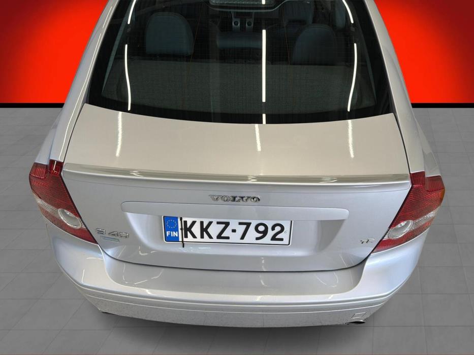 VOLVO S40 2004