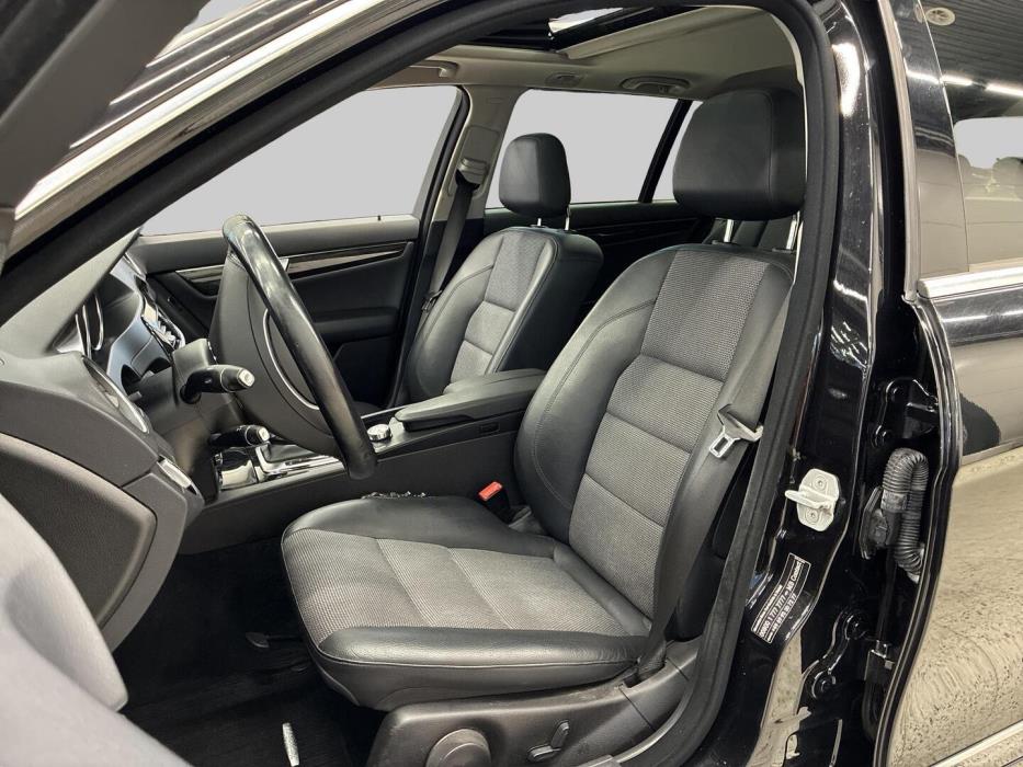 MERCEDES-BENZ C 2012