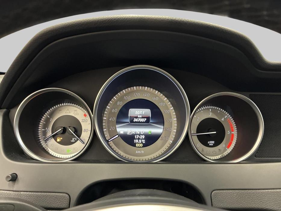 MERCEDES-BENZ C 2012