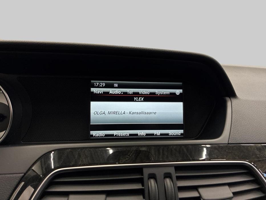 MERCEDES-BENZ C 2012