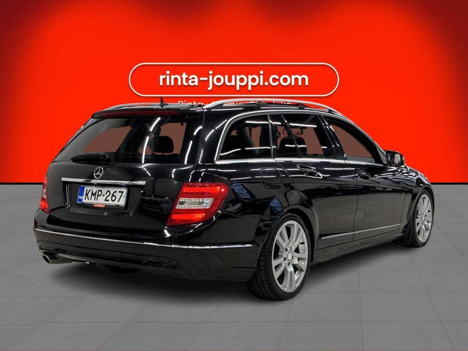 MERCEDES-BENZ C 2012