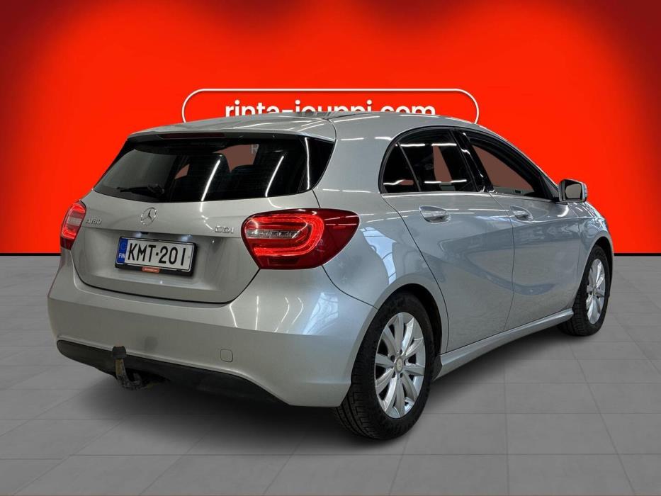 MERCEDES-BENZ A 2014