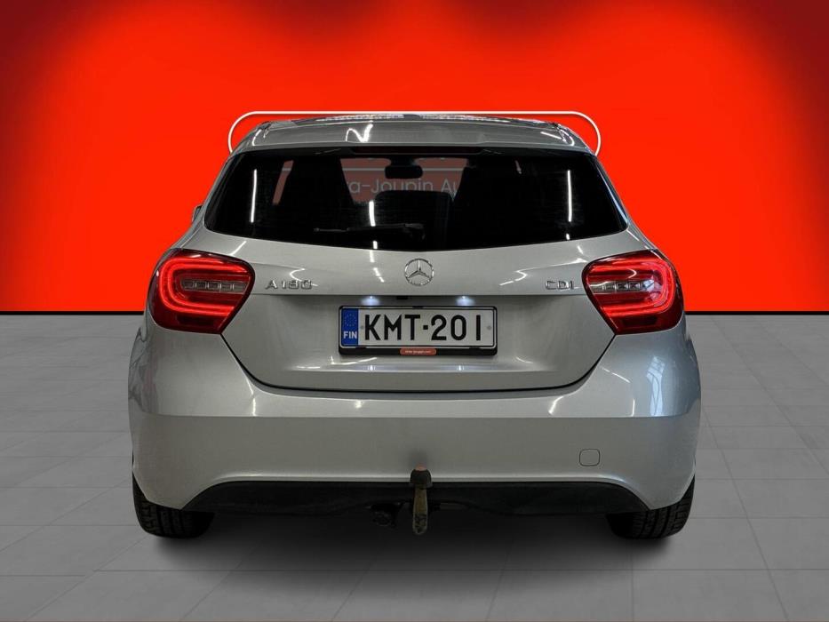 MERCEDES-BENZ A 2014