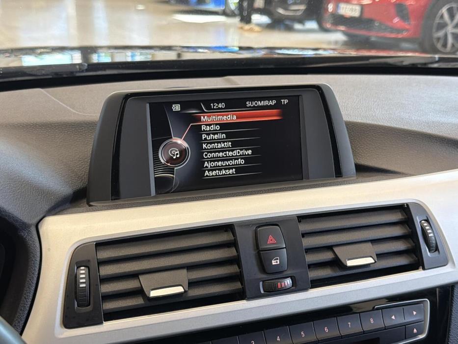 BMW 320 2016
