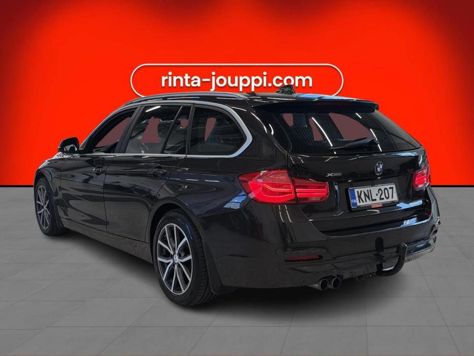 BMW 320 2016