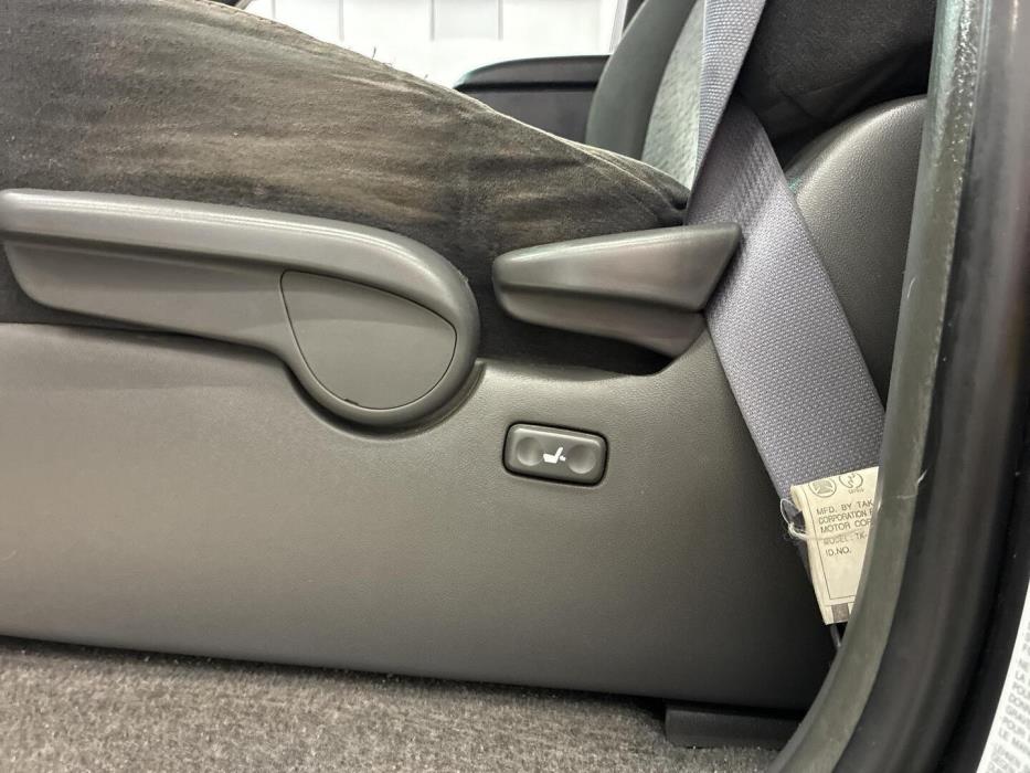 TOYOTA Land Cruiser 2003