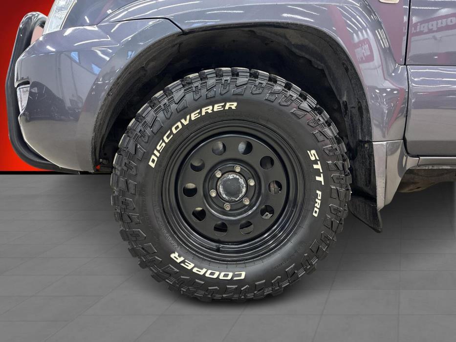 TOYOTA Land Cruiser 2003