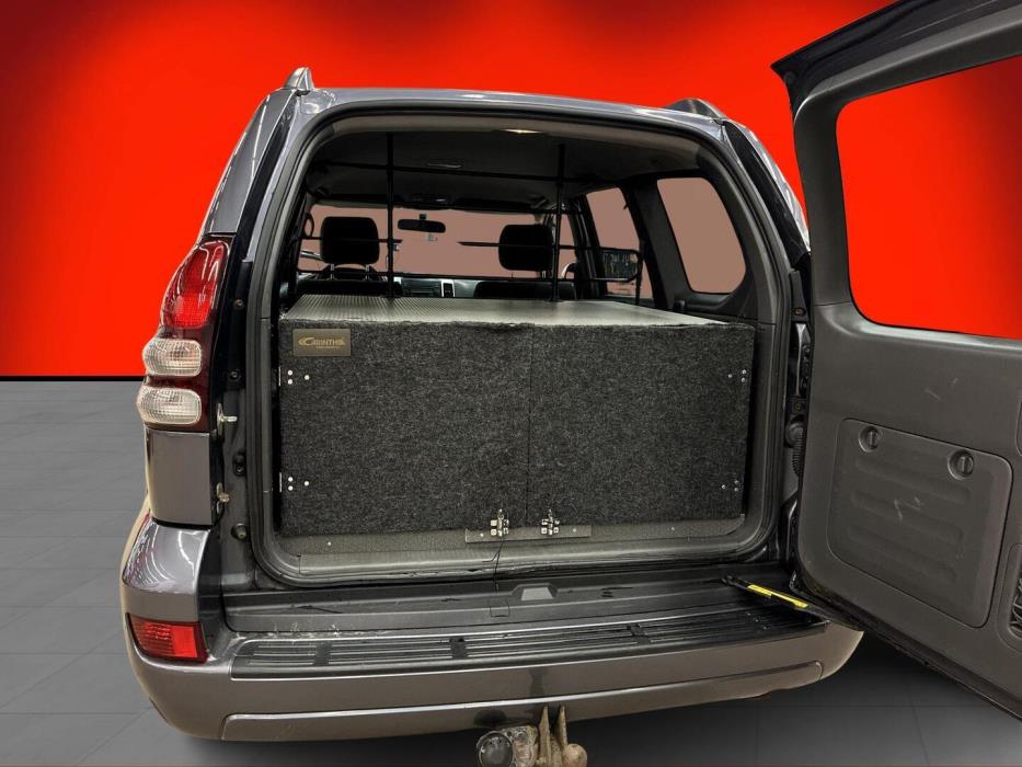 TOYOTA Land Cruiser 2003