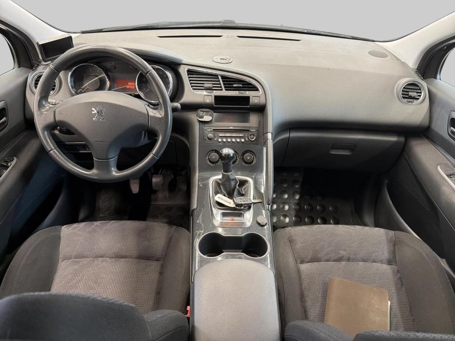 PEUGEOT 3008 2009
