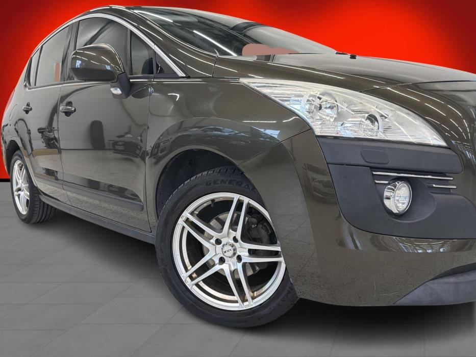 PEUGEOT 3008 2009