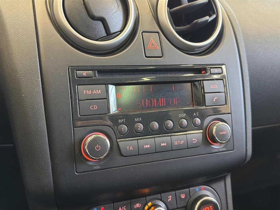 NISSAN Qashqai+2 2012