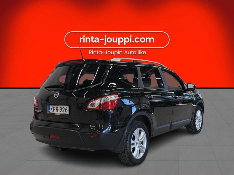 NISSAN Qashqai+2 2012