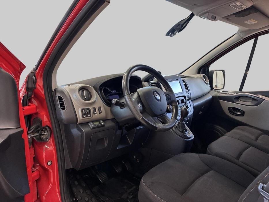 RENAULT Trafic 2016