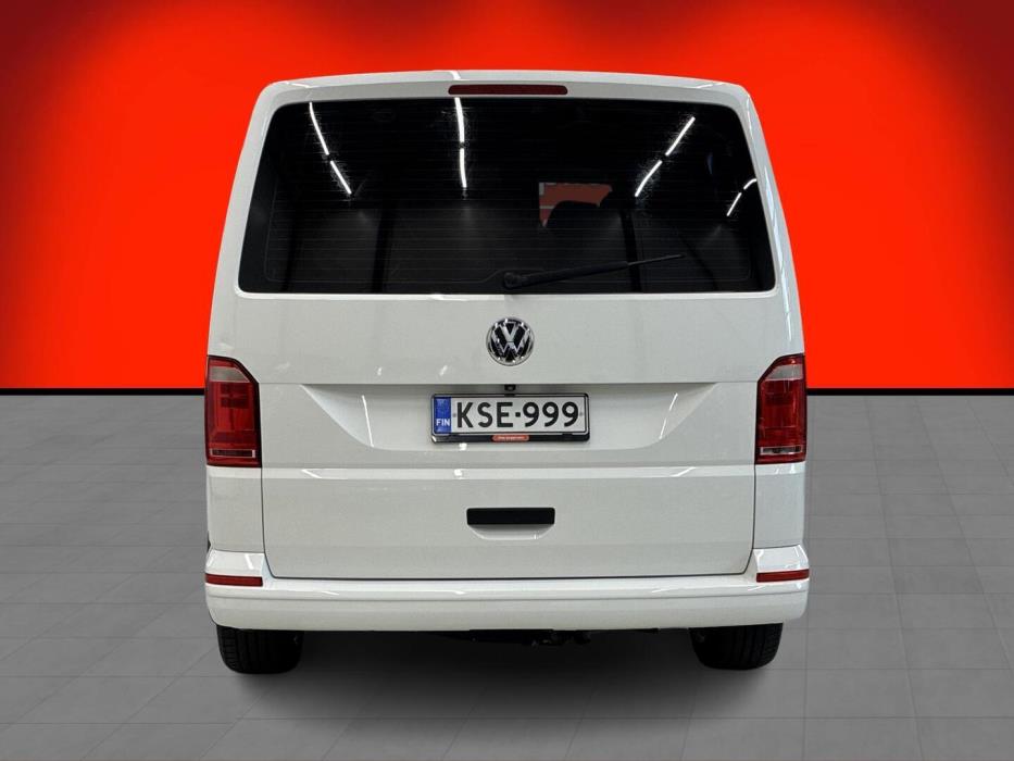 VOLKSWAGEN Caravelle 2016