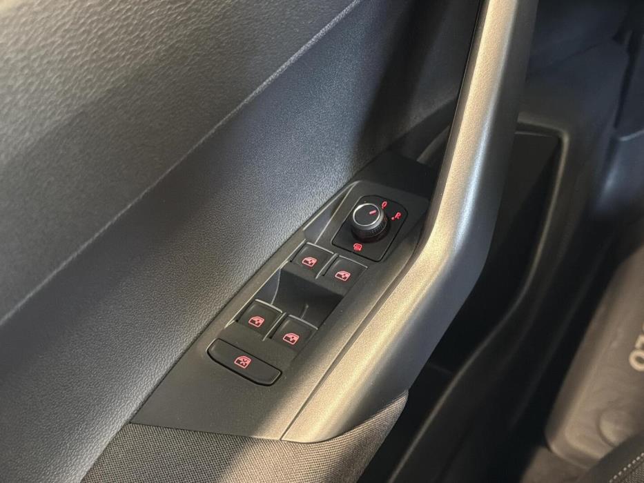 VOLKSWAGEN Polo 2019