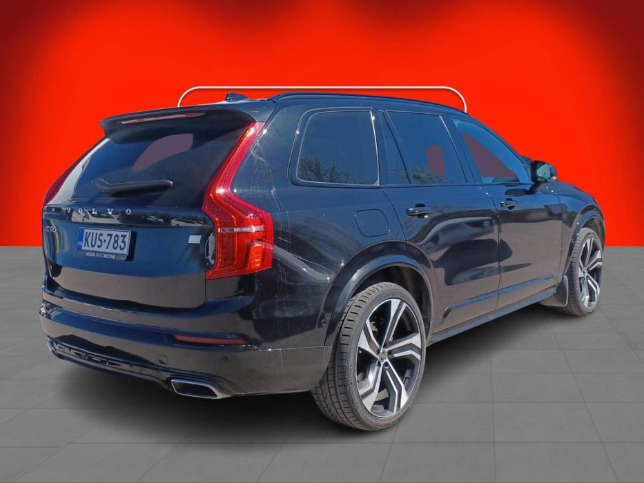 VOLVO XC90 2021