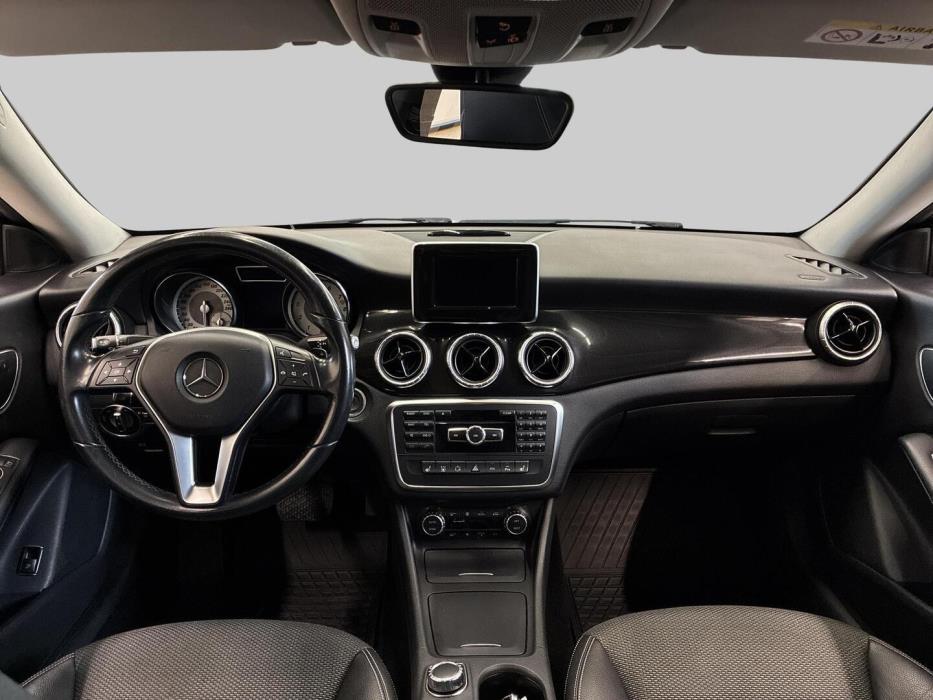 MERCEDES-BENZ CLA 2014