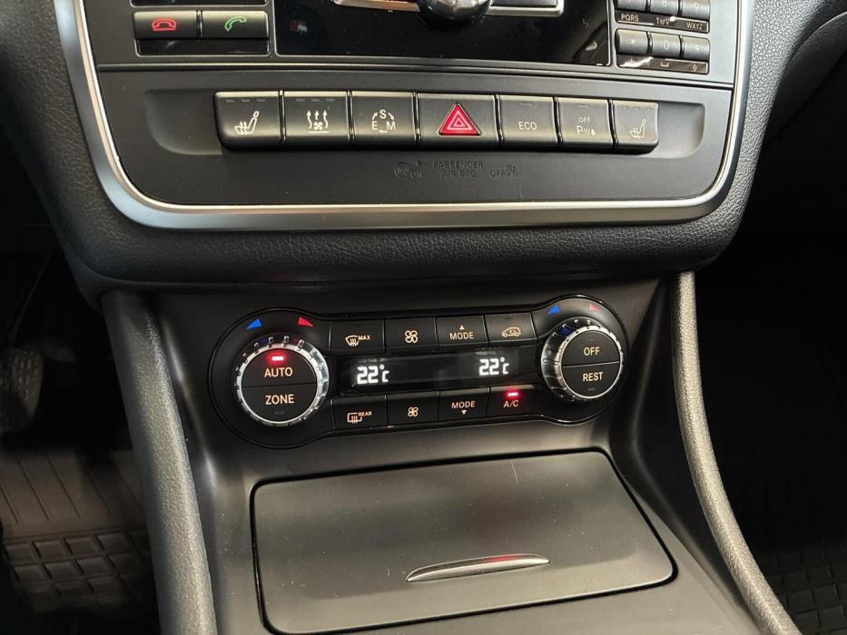 MERCEDES-BENZ CLA 2014