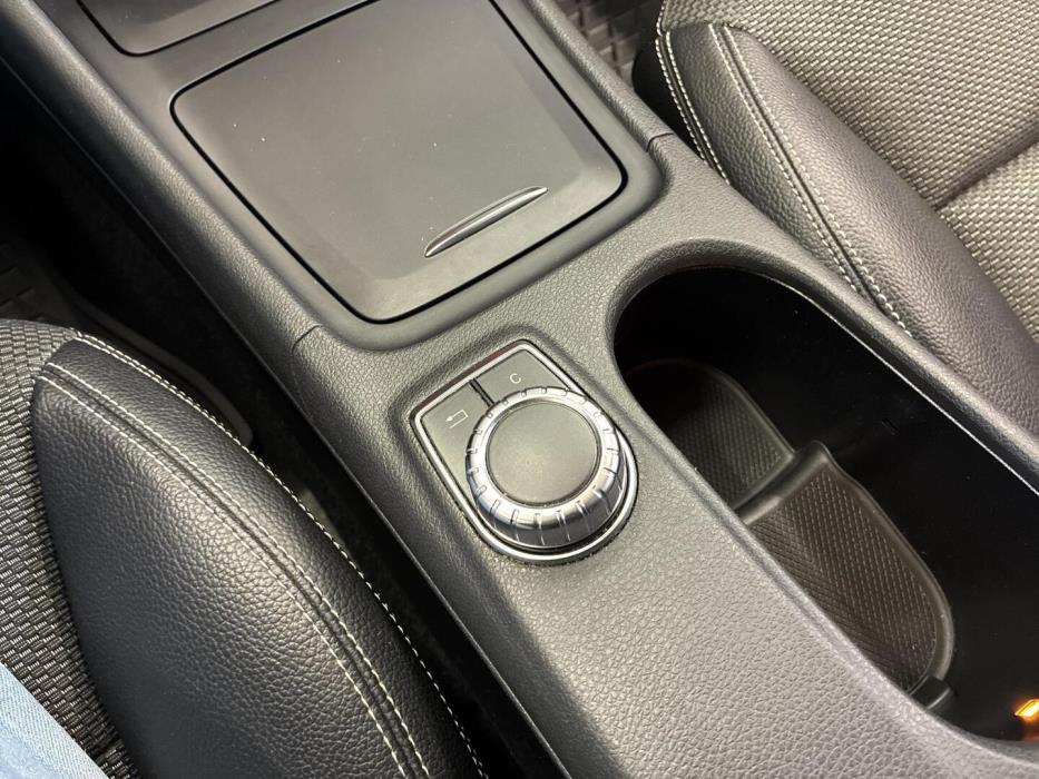 MERCEDES-BENZ CLA 2014