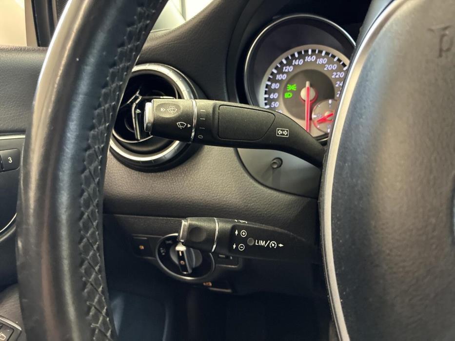 MERCEDES-BENZ CLA 2014