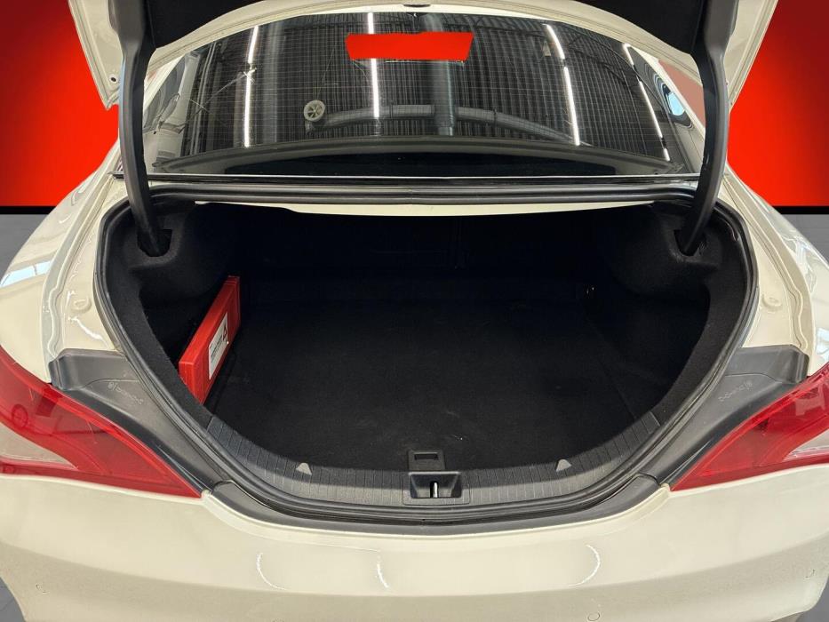 MERCEDES-BENZ CLA 2014