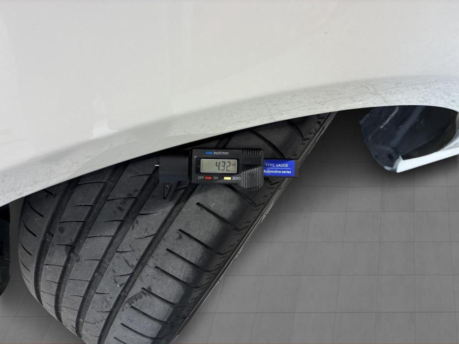 MERCEDES-BENZ CLA 2014