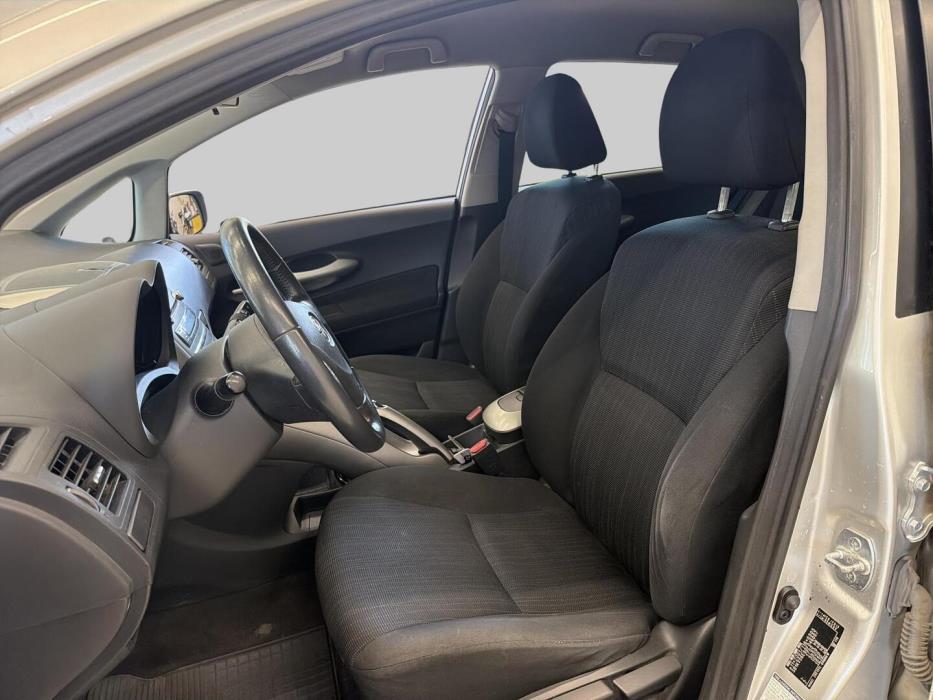 TOYOTA Auris 2008