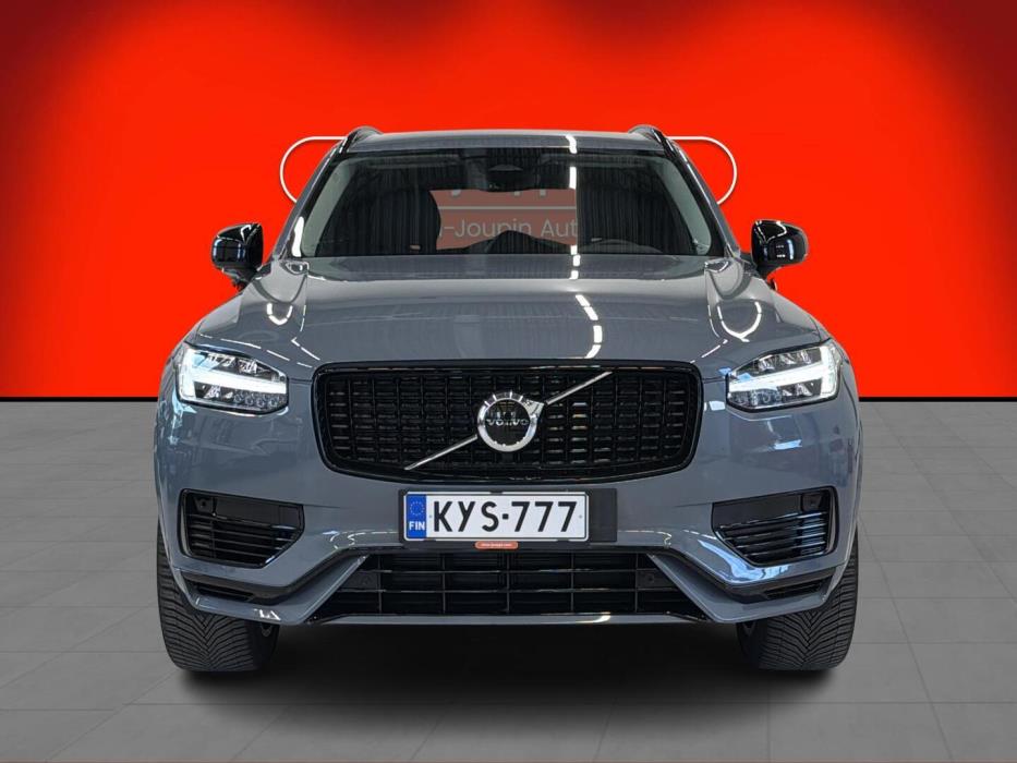 VOLVO XC90 2023