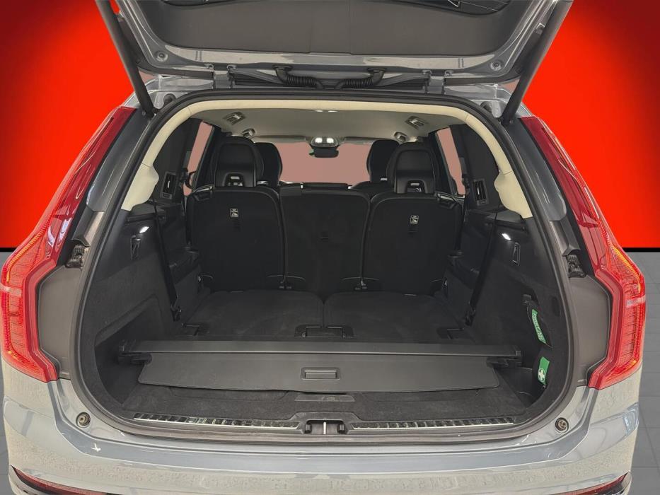 VOLVO XC90 2023