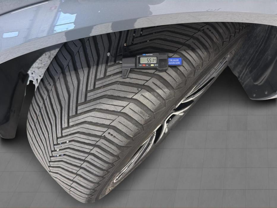 VOLVO XC90 2023
