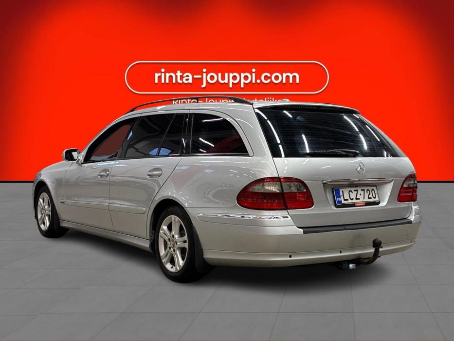 MERCEDES-BENZ E 2008