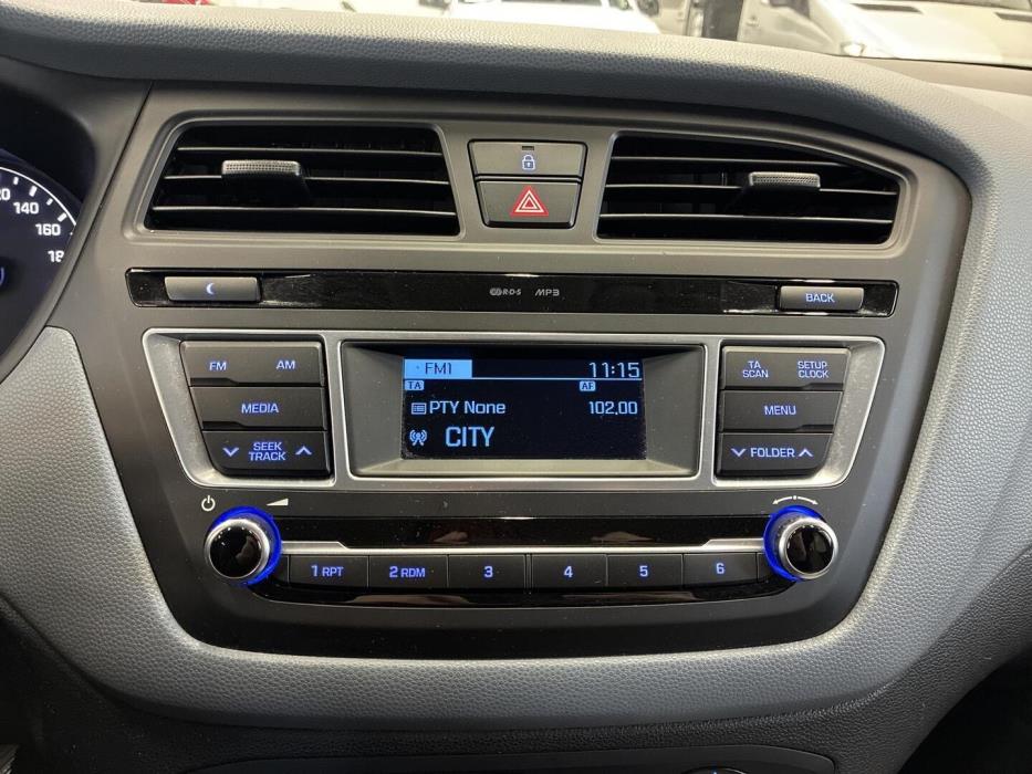 HYUNDAI i20 5d 2016