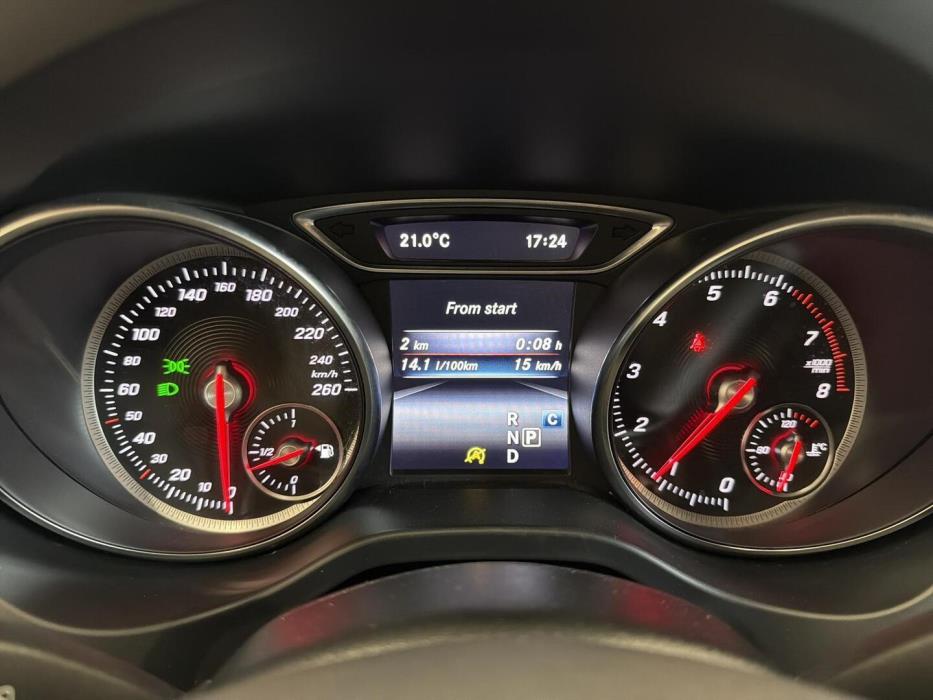 MERCEDES-BENZ GLA 2019